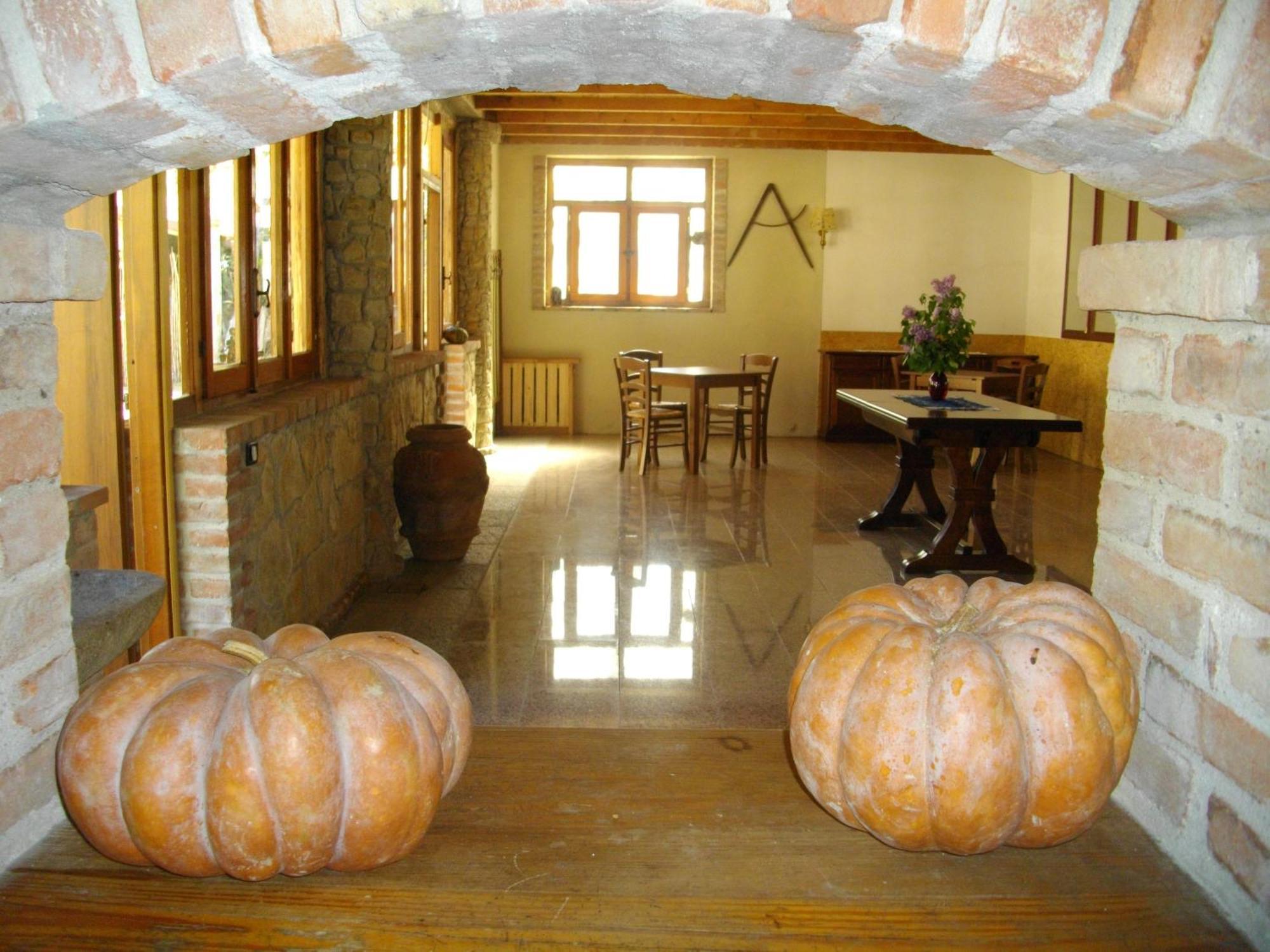 La Martinella Villa Canelli Dış mekan fotoğraf